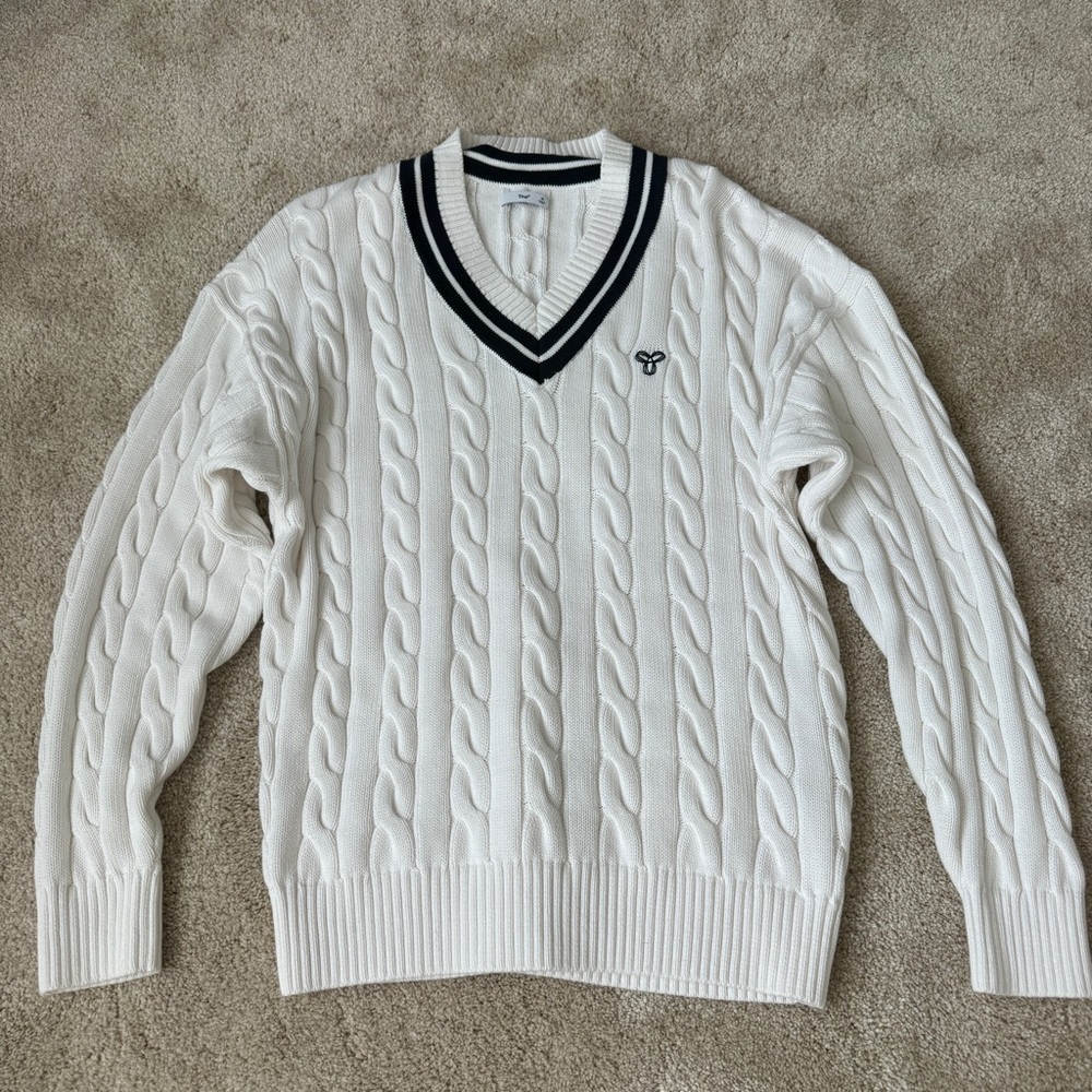 Aritzia TNA Clay Cableknit Sweater